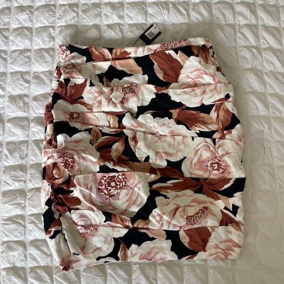 Zara Black and White Mini Skirt - Picture 4 of 8